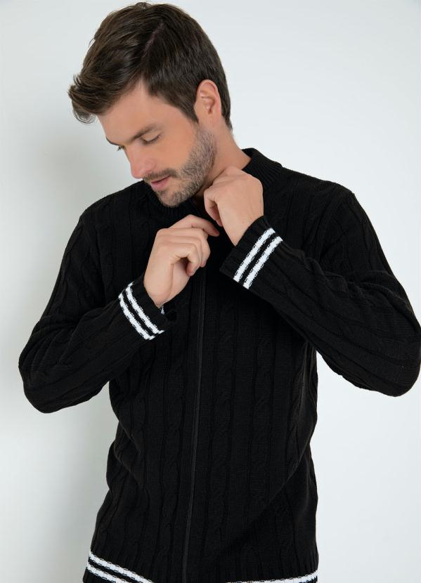 Jaqueta (Preta) em Tric� com Mangas Longas