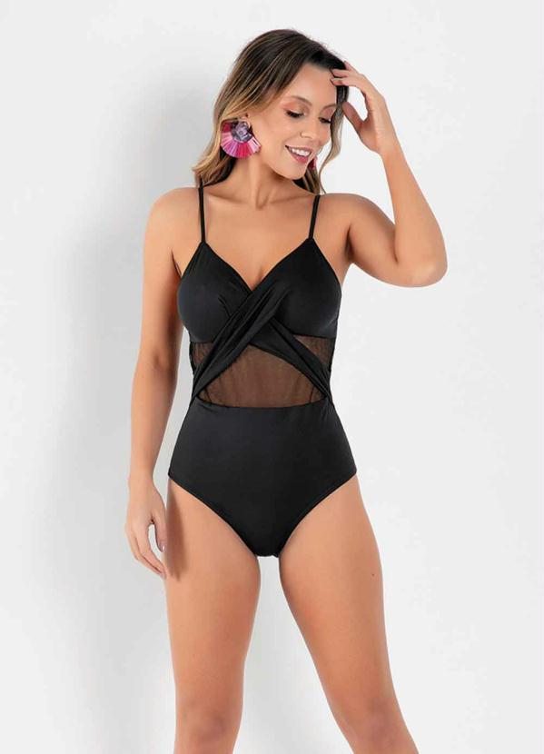 Mai� (Preto) com Recorte Transparente