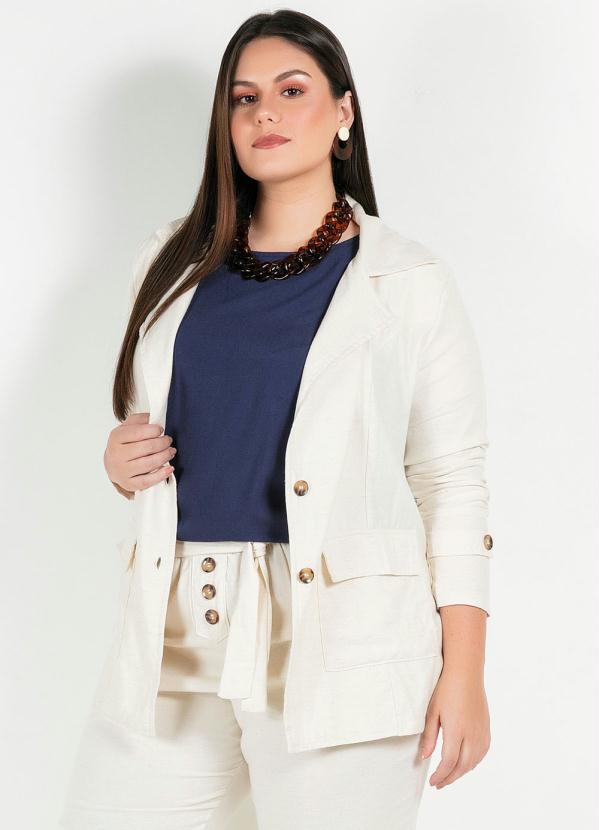 Blazer Plus Size (Bege) com Bolsos Blazer Plus Size (Bege) com Bolsos