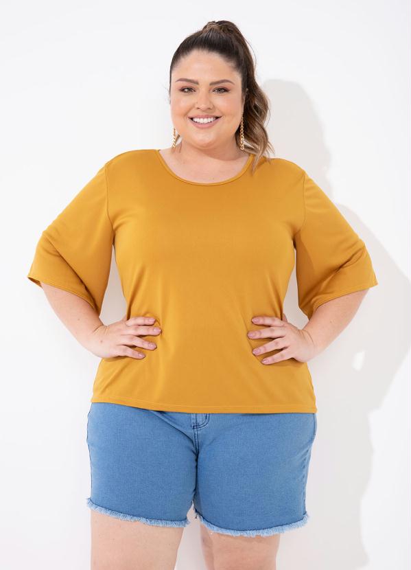 Blusa (Caramelo) com Mangas Amplas Plus Size