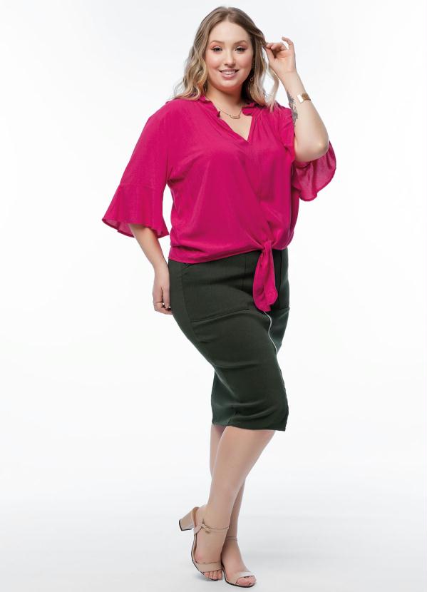 blusa com amarração na frente plus size