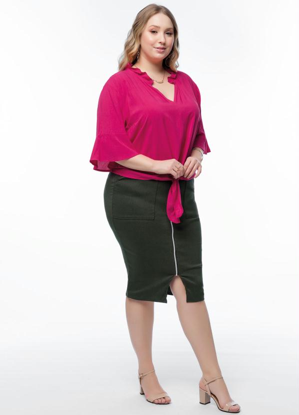 blusa com amarração na frente plus size