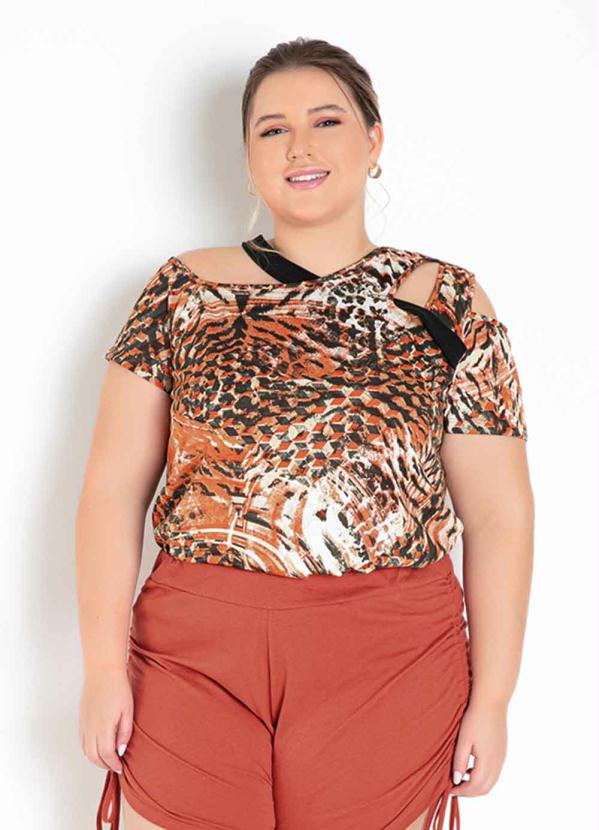 Blusa (Abstrata) com Decote Assim�trico Plus Size