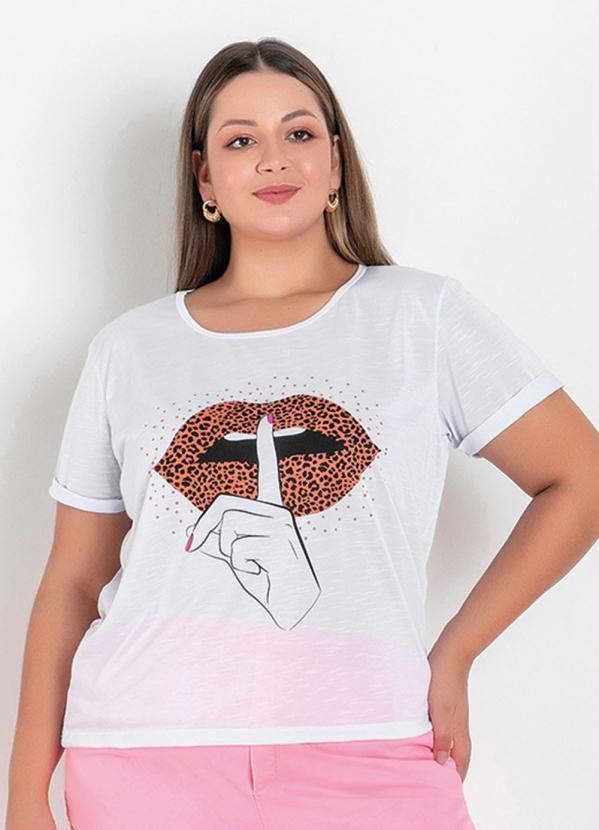 Blusa (Branca) com Estampa Localizada Plus Size