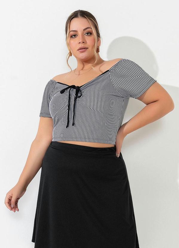 Blusa (Listrada Preta) com Amarra��o Plus Size