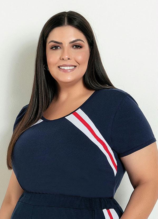 Blusa (Marinho) com Recortes na Frente Plus Size Blusa (Marinho) com Recortes na Frente Plus Size
