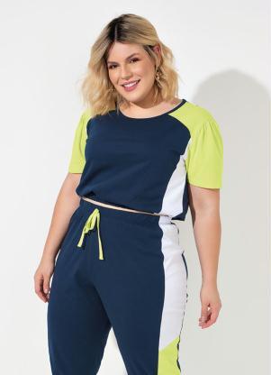 Blusa (Marinho) com Recortes Plus Size Blusa (Marinho) com Recortes Plus Size