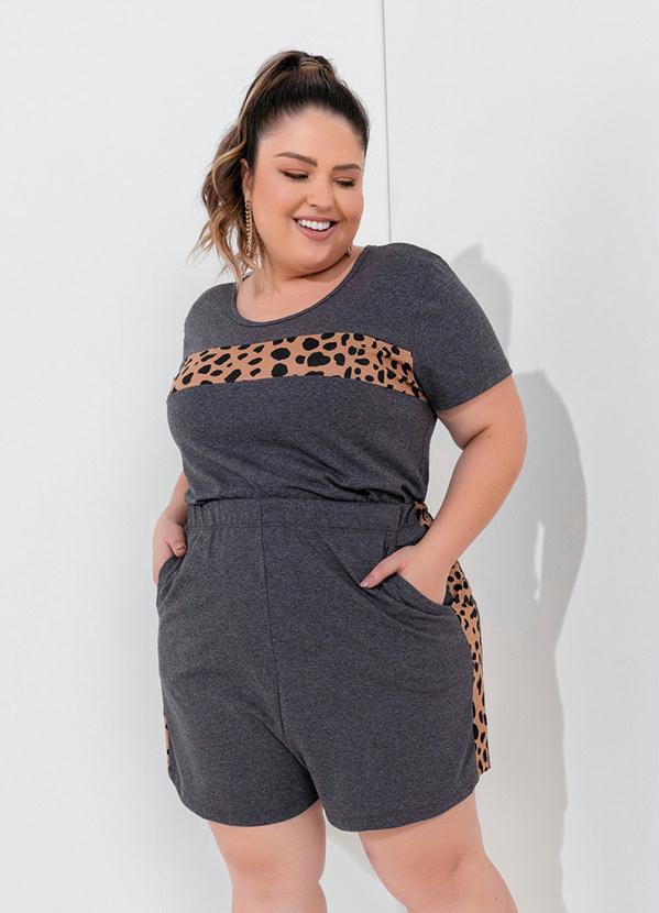 Blusa (Mescla Chumbo) com Recorte Plus Size Blusa (Mescla Chumbo) com Recorte Plus Size