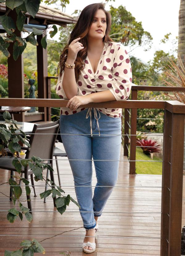 Blusa Plus Size (Bege Po�) com Franzido