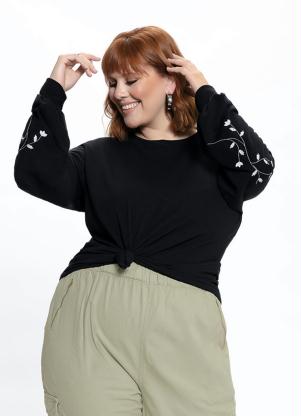 Blusa Plus Size Manga Longa (Preta) com Bordados