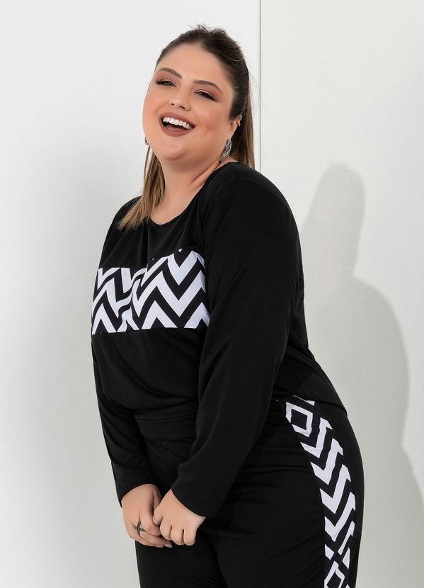 Blusa (Preta) com Recorte Plus Size Blusa (Preta) com Recorte Plus Size