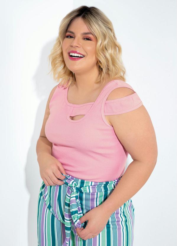 Blusa (Rosa) com Recorte Vazado Plus Size
