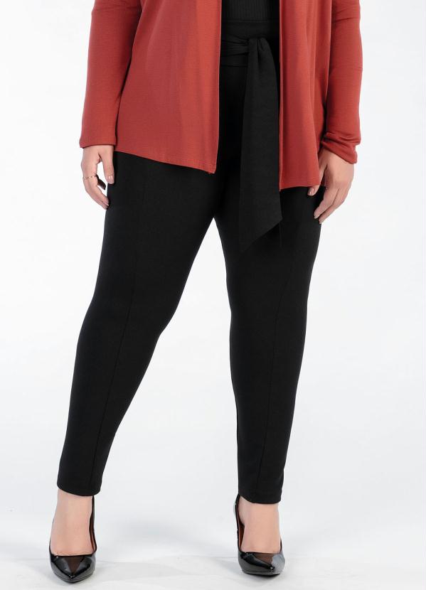 Cal�a Plus Size (Preta) com Amarra��o