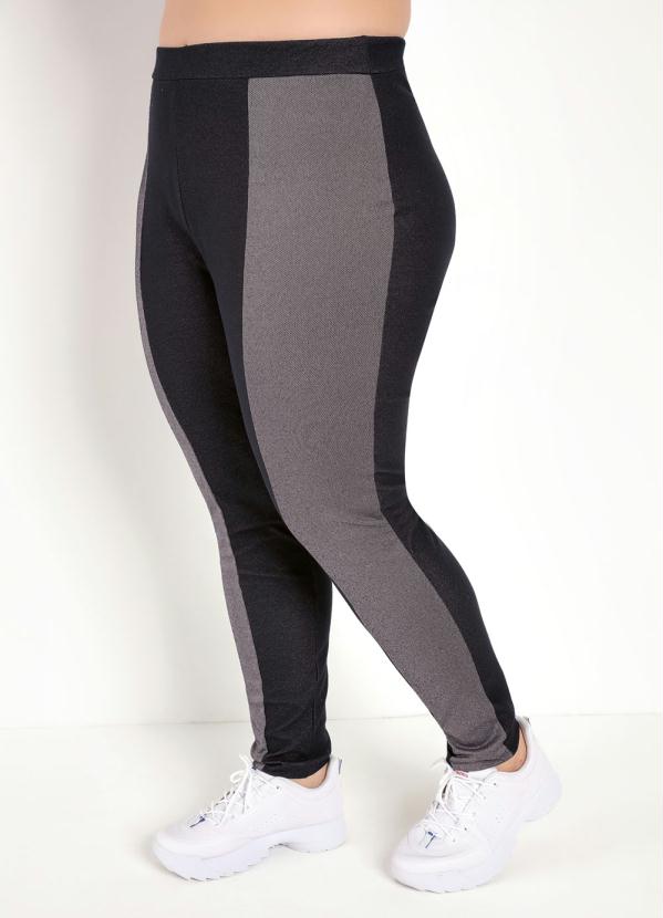 Calça (Preta) com Recortes Plus Size Calça (Preta) com Recortes Plus Size