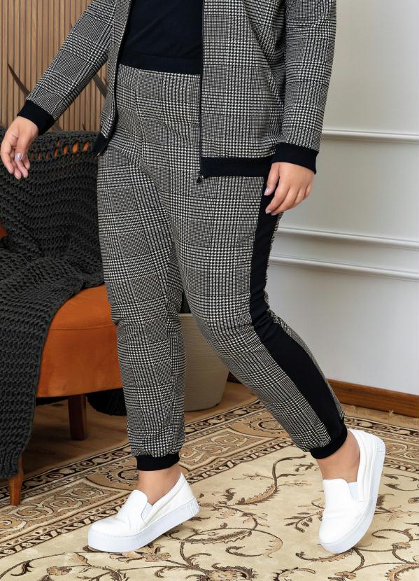 Cal�a (Xadrez Mescla) com Recortes Plus Size