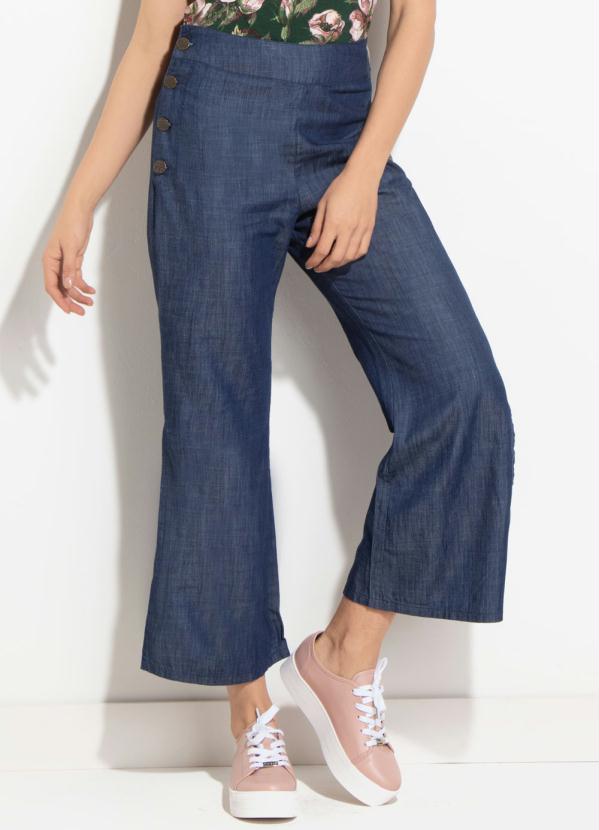 pantacourt jeans com fenda