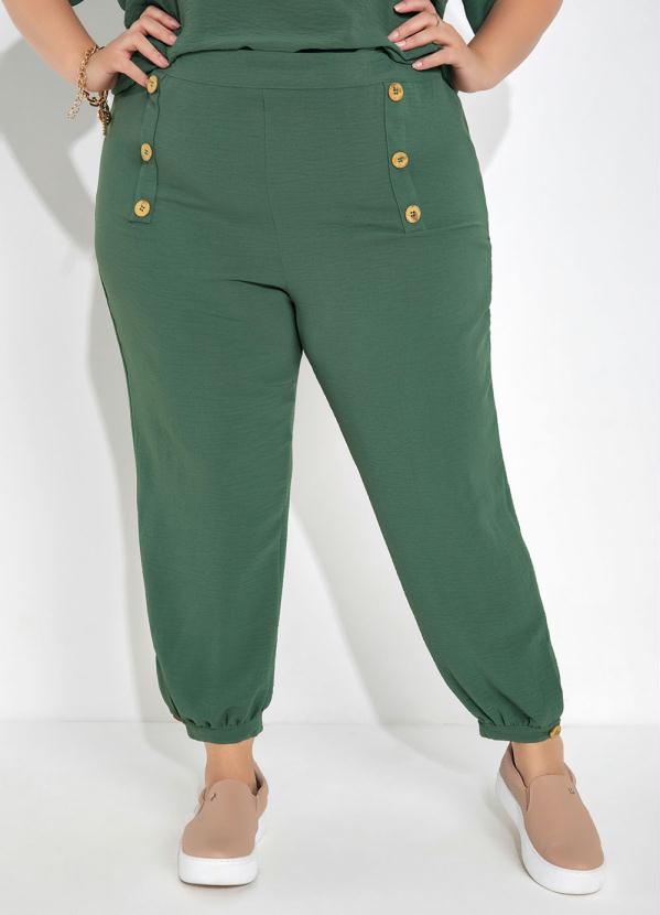 Cal�a Plus Size (Verde) com Bot�es Decorativos