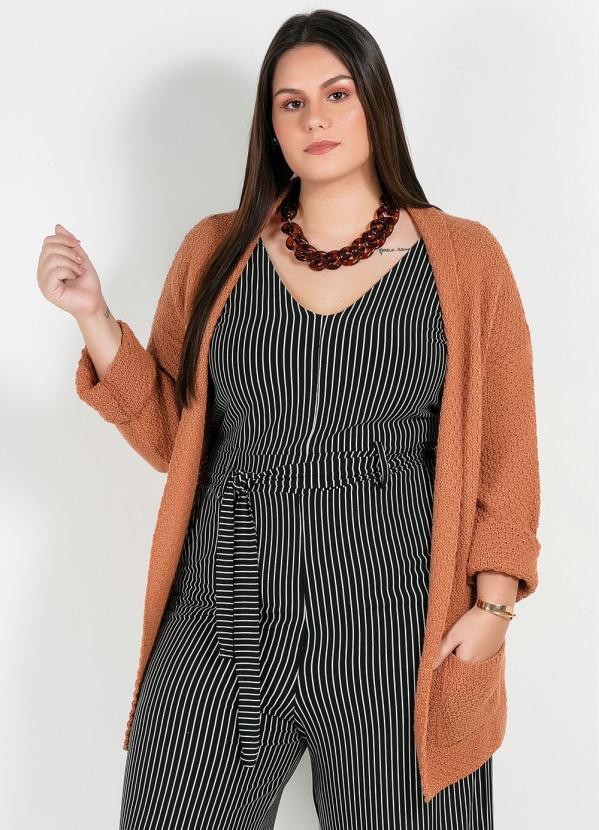 casaco de trico plus size