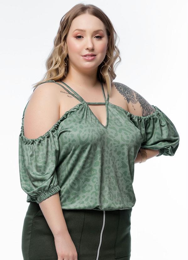 Blusa Plus Size (Verde Savana) com Gota Blusa Plus Size (Verde Savana) com Gota