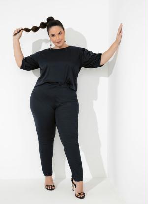 Conjunto (Preto) com Blusa e Calça Plus Size Conjunto (Preto) com Blusa e Calça Plus Size
