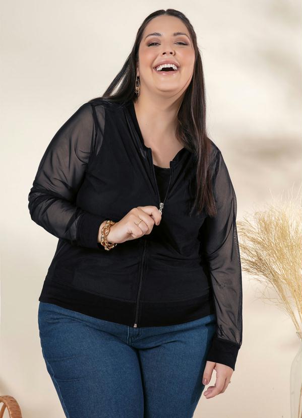 Jaqueta Plus Size (Preta) em Tule