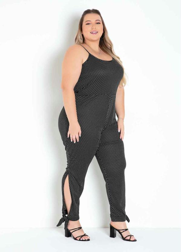 Macac�o (Po� Preto) com Fendas Plus Size