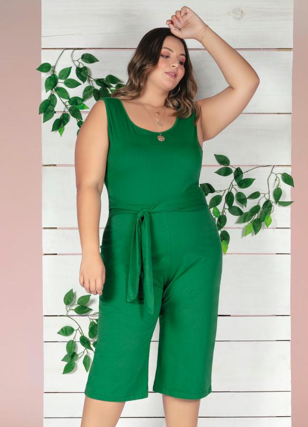 macacão verde plus size