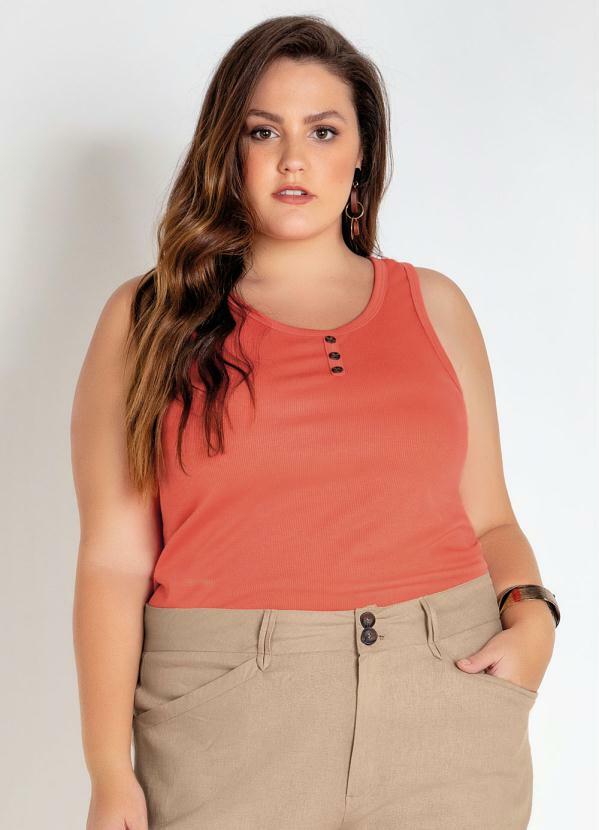 Regata Plus Size (Laranja) com Bot�es