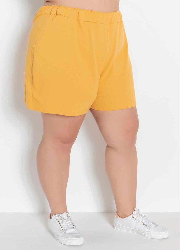 short amarelo feminino