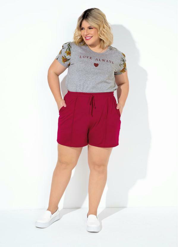 Short (Bord�) com Bolsos Funcionais Plus Size