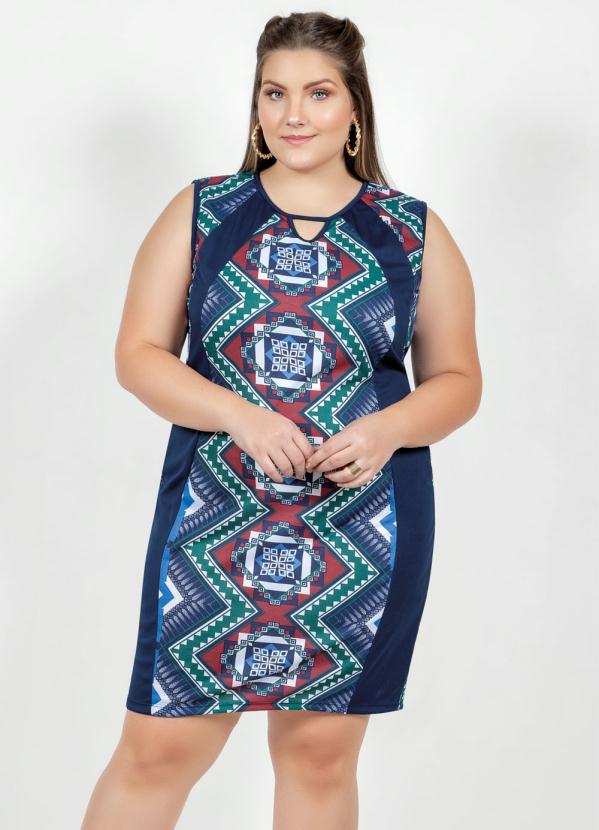Vestido Curto (Geométrico) com Recortes Plus Size Vestido Curto (Geométrico) com Recortes Plus Size