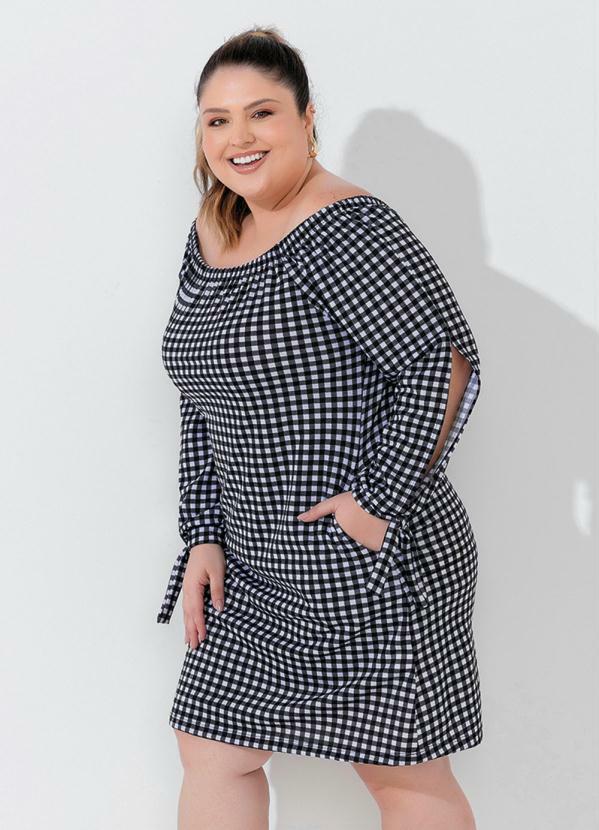 roupa xadrez plus size