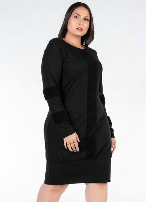 Vestido Plus Size (Preto) com Pelo Frente e Mangas Vestido Plus Size (Preto) com Pelo Frente e Mangas