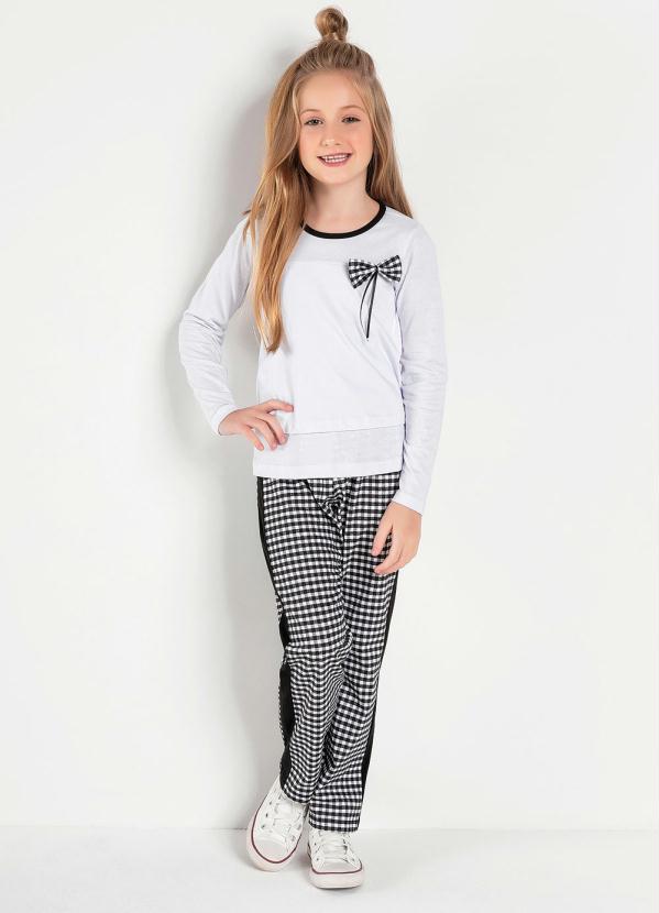 Conjunto Infantil (Xadrex/Branco) Blusa e Calça Conjunto Infantil (Xadrex/Branco) Blusa e Calça