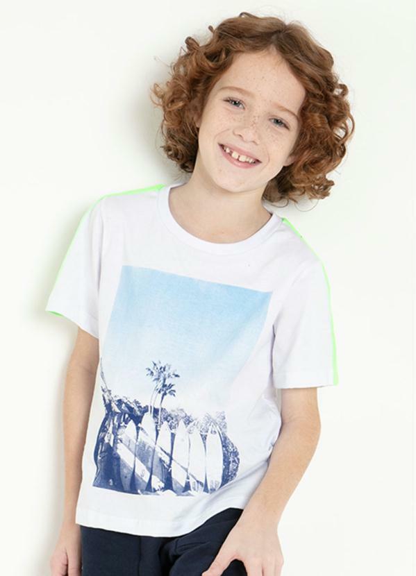 Camiseta Infantil (Branca) com Estampa e Cadar�o