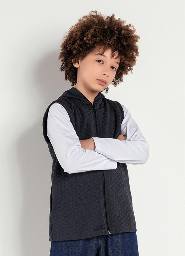 Colete Infantil (Chumbo) com Capuz e Bolsos Colete Infantil (Chumbo) com Capuz e Bolsos